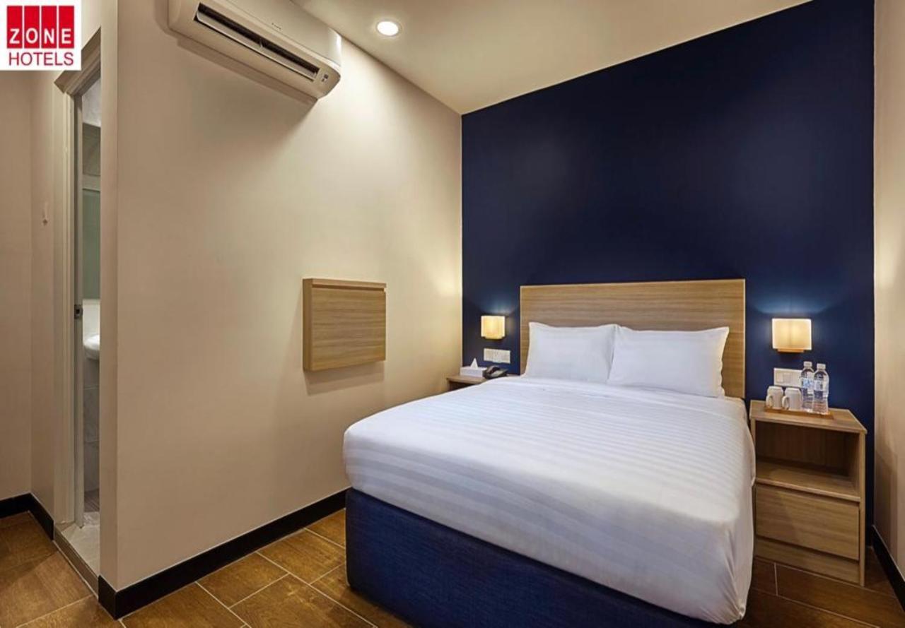 Zone Hotels, Telok Panglima Garang Teluk Panglima Garang Extérieur photo
