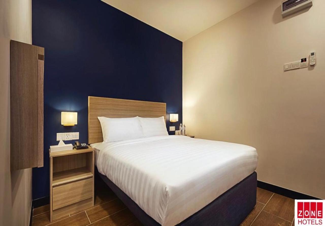 Zone Hotels, Telok Panglima Garang Teluk Panglima Garang Extérieur photo