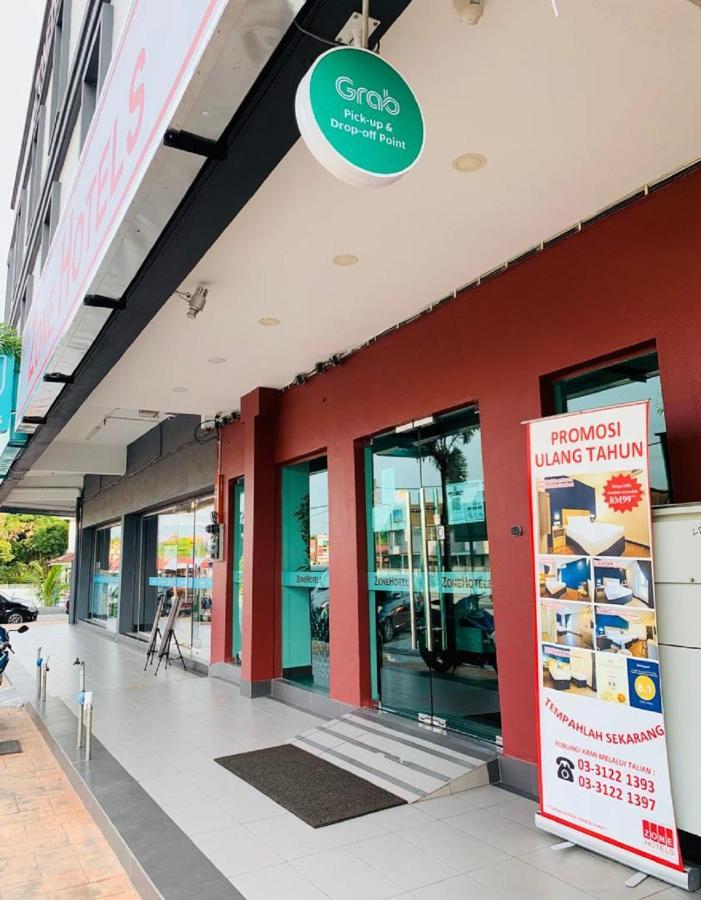 Zone Hotels, Telok Panglima Garang Teluk Panglima Garang Extérieur photo