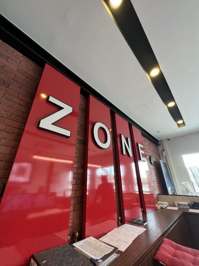 Zone Hotels, Telok Panglima Garang Teluk Panglima Garang Extérieur photo