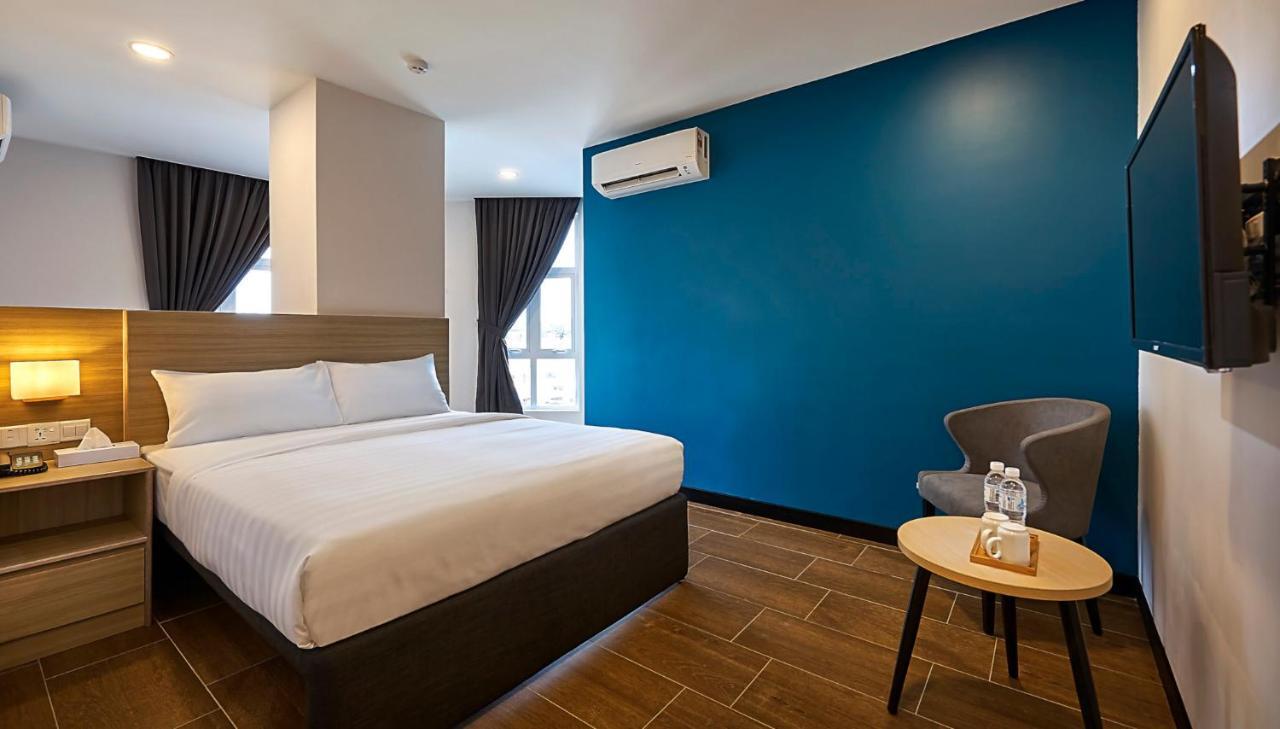 Zone Hotels, Telok Panglima Garang Teluk Panglima Garang Extérieur photo